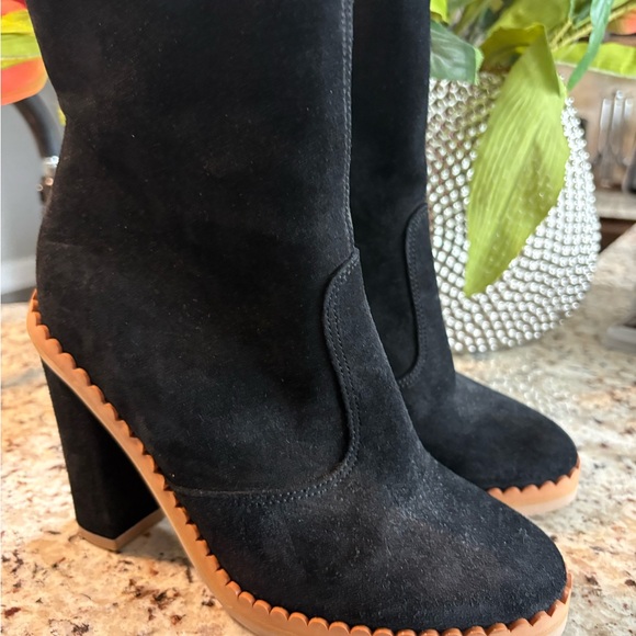 See By Chloe Black Heeled Boots with Tan Sole - Picture 3 of 15